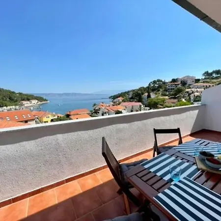 Апартаменты Frina I, Island Hvar Елса