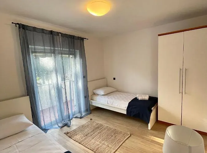 Frina I, Island Hvar Διαμέρισμα